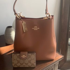 Coach bucket bag and wallet- great condition